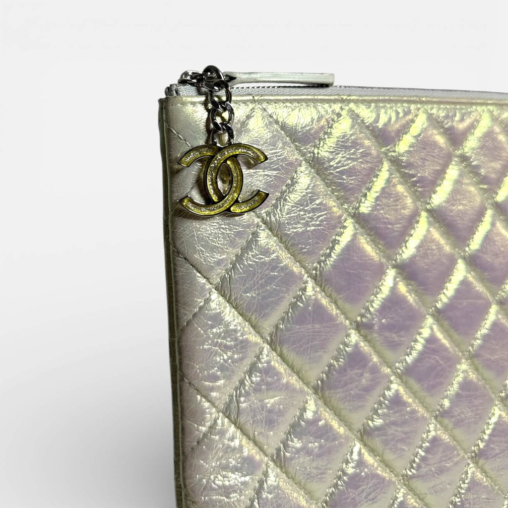 Chanel Timeless O - Case Iridescent Large SHW