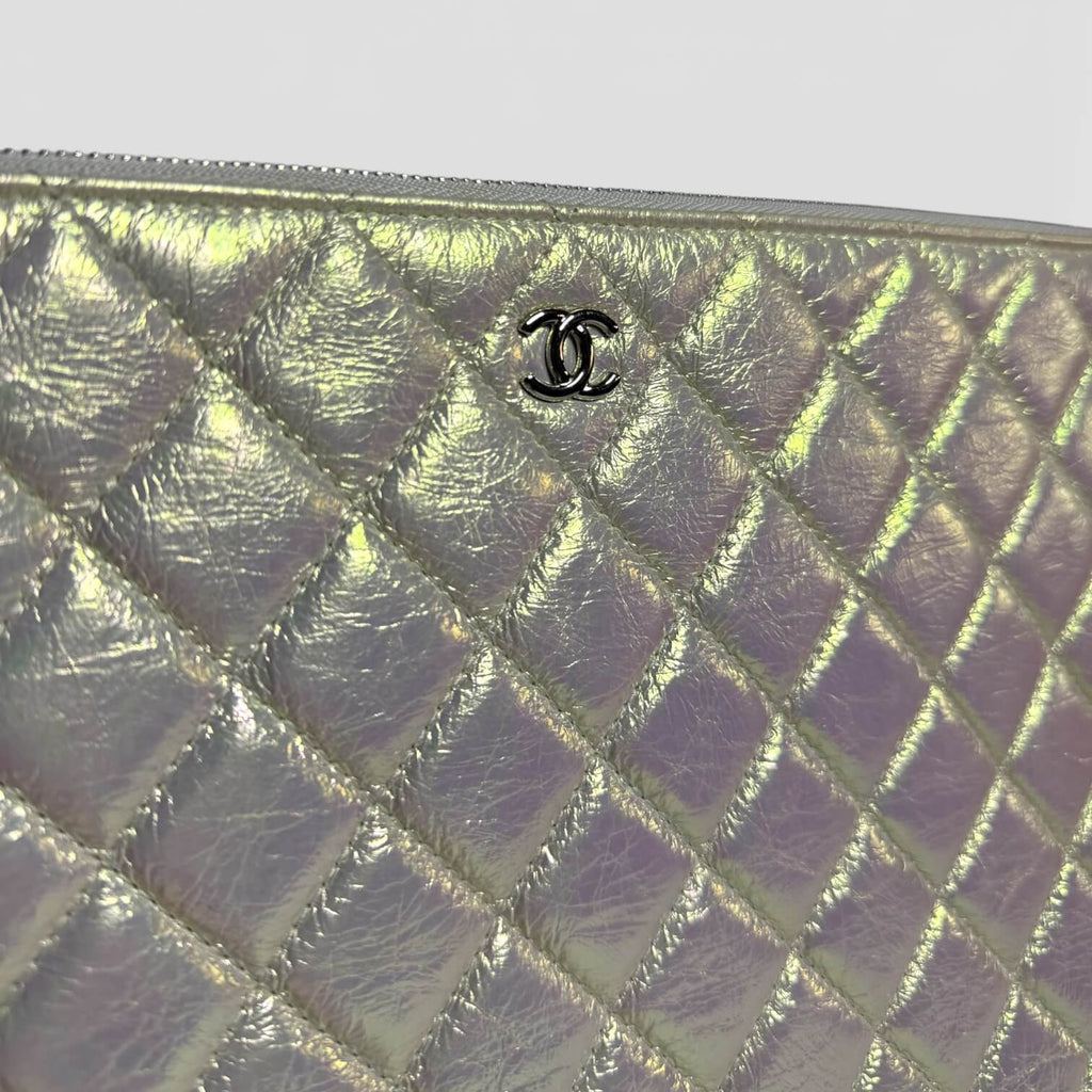 Chanel Timeless O - Case Iridescent Large SHW