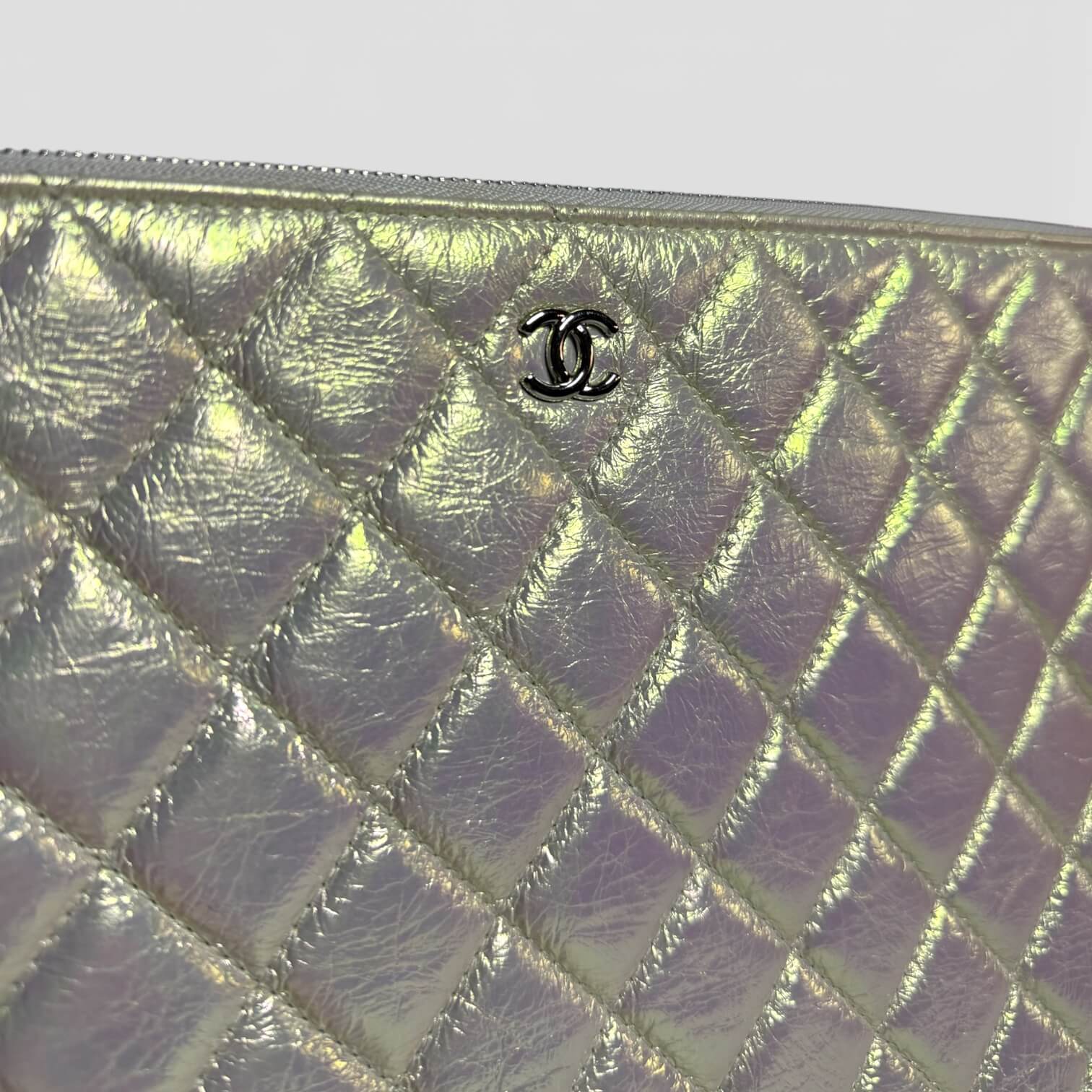 Chanel Timeless O - Case Iridescent Large SHW